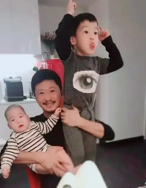 吴京:放心把女儿交给我!谢楠爸爸直接说了两个字_腾讯新闻