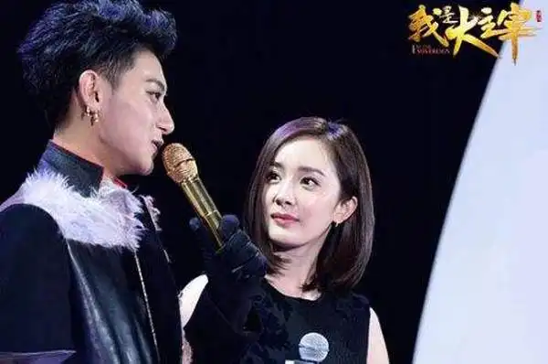 杨幂和黄子韬什么关系揭晓 节目中相互照顾私下互动备受关注