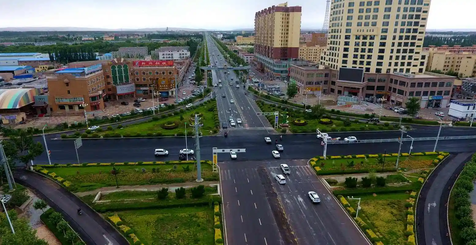 叶城县城全景1(5250200)-20220113115235.jpg