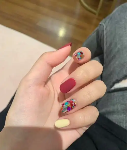 2021指甲美甲穿戴短款春款白短款显手百搭亮片美甲工具