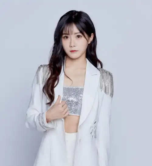 snh48段艺璇梦想绽放的时分星专访