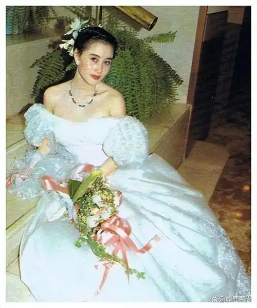 利智曾经遇到李连杰看了他3秒就晓得他是正人君子