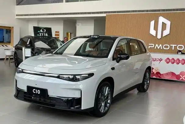 7万辆新能源车型,涵盖了267个独特的车型款式.