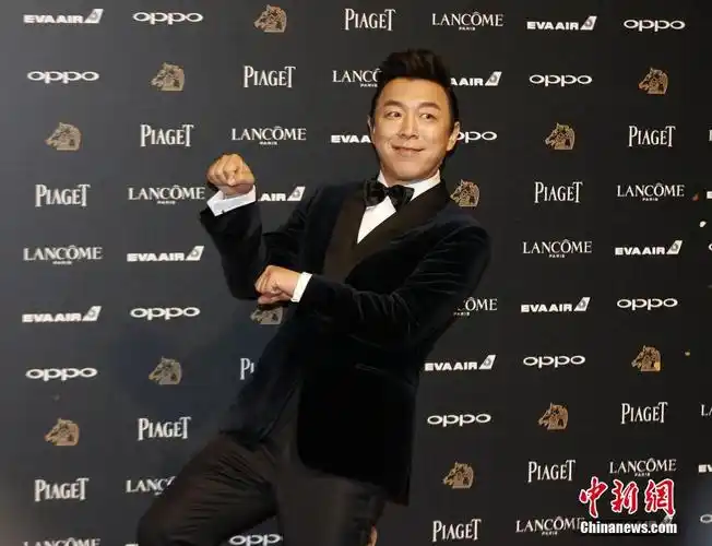 第54届金马奖最佳男女主角获奖后合影