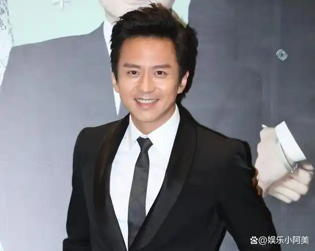 与邓超14年的婚姻,表面强势的孙俪,才是真正被"拿捏"的那个人