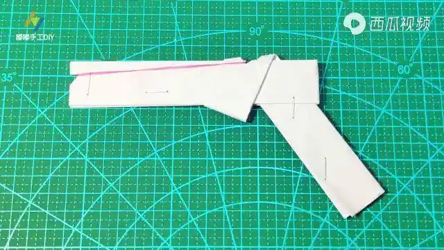 可发射子弹的单发折纸手枪简单易折小男孩最爱的折纸武器