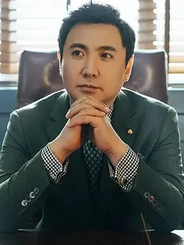 内地 |汉语普通话 | 2020年 |电影喜剧 导演:常远 |编剧:常远 冷旭阳