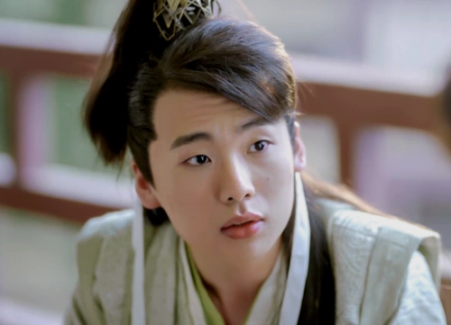 庆余年:郭麒麟被知名作家质疑带资金组,喊话郭德纲:少装了