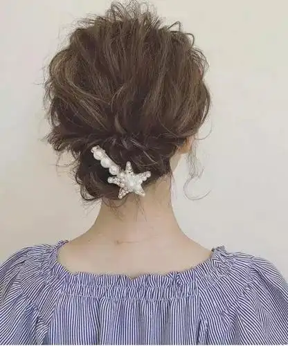 2017春夏最新款唯美浪漫日系编发发型图片