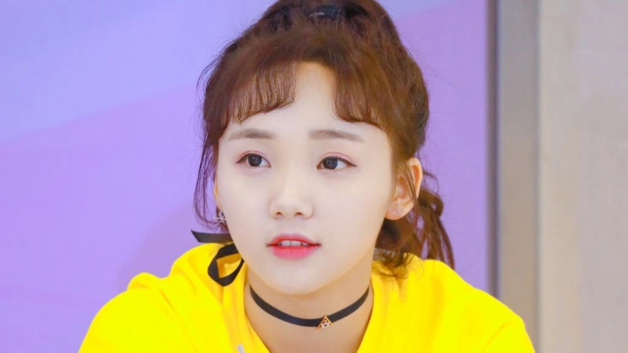 《青青子衿》吕小雨高甜来袭,回顾向日葵少女吕小雨演艺之路