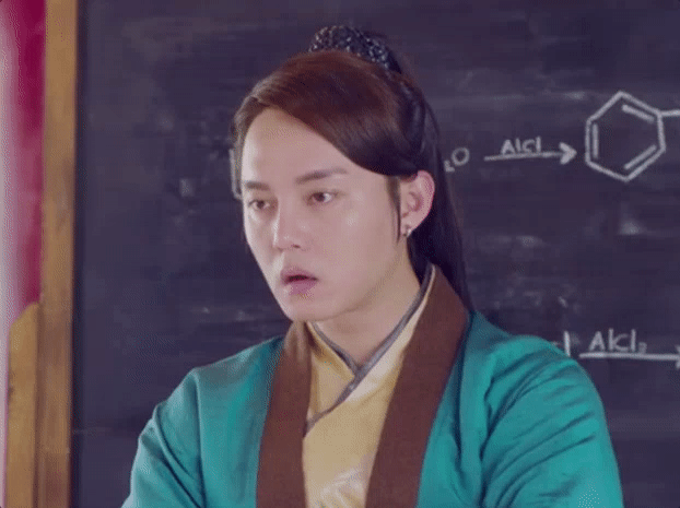 一脸懵逼gif呆滞gif尹正gif极品家丁gif演员gif电视剧gif表情包gif高