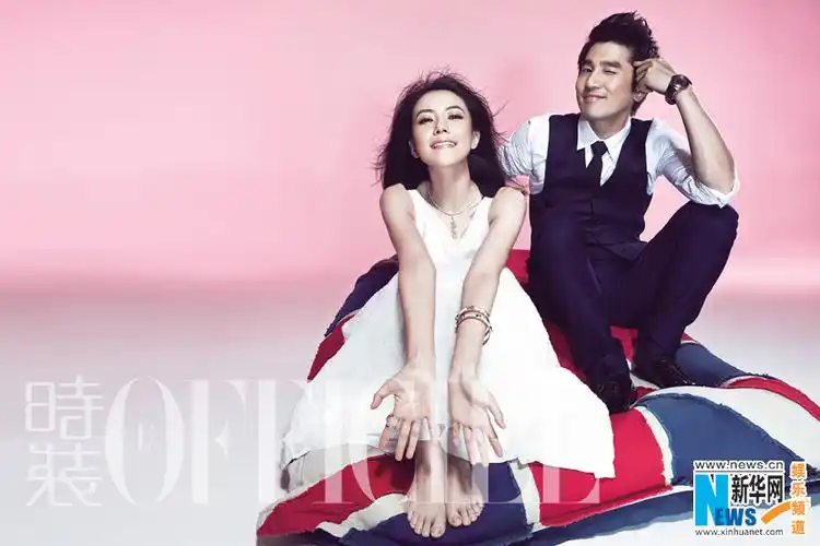 高圆圆赵又廷牵手拍时尚大片 演绎"单车爱情"