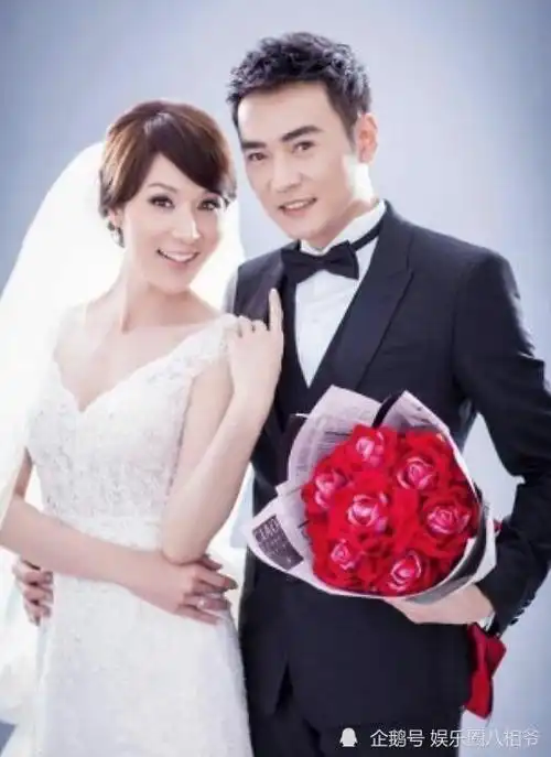 2005年焦恩俊与前妻离婚净身出户,离婚后焦恩俊主动打电话找林千钰