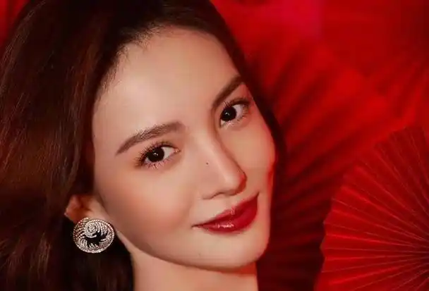 10位最美瓜子脸美女明星,杨幂杨颖唐嫣上榜,个个都是美女明星