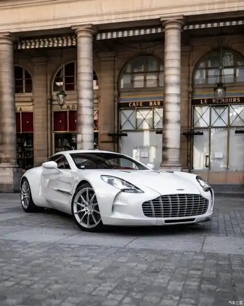 10000亿元的跑车(10000亿元的跑车图片未来)