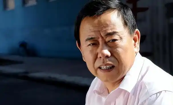 没想到2024年刚来66岁潘长江又出来丢脸网友坐不住了