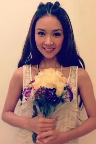 房祖名情史揭秘:成龙默认儿媳无疾而终 戴佩妮和龙太子恋爱四年