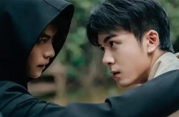 小说的时候就cp传不停,到了荧幕上的时候,更是磕的飞起,于是曾舜晞