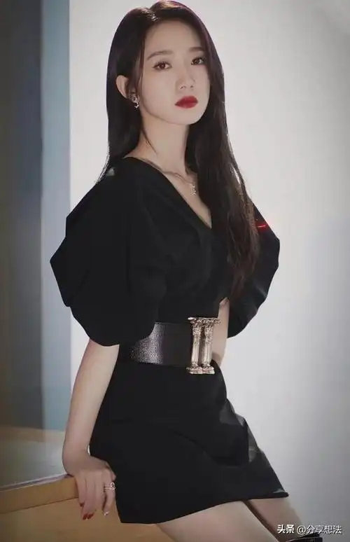 孟美岐明星壁纸7