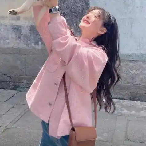 赵露思化身田园公主,裸粉色长裙美照引粉丝疯狂_形象_人们_生活