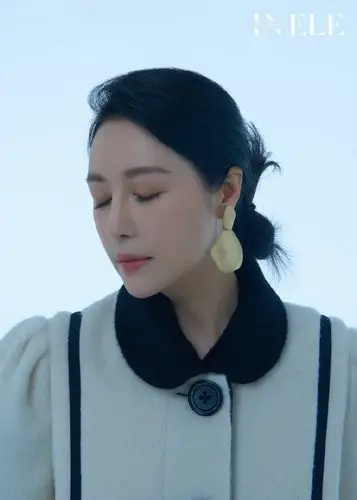 邓英成熟优雅时尚写真图片68