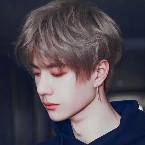 事实证明26岁的王一博以这种方式给流量明星们提了个醒