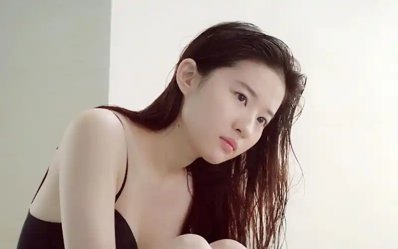 刘亦菲大尺度出演,满屏幕的荷尔蒙,我足足看了十几遍才过瘾