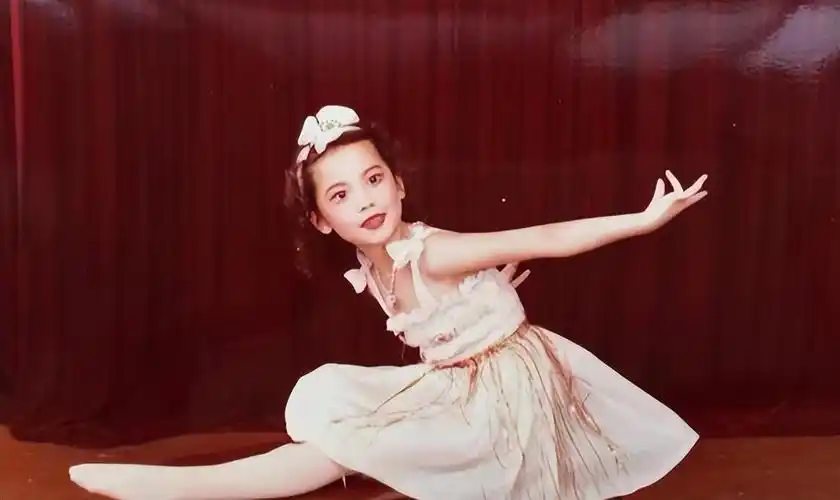 回顾演员海清25岁嫁海归高中同学紧抱黄磊大腿她才是人间清醒