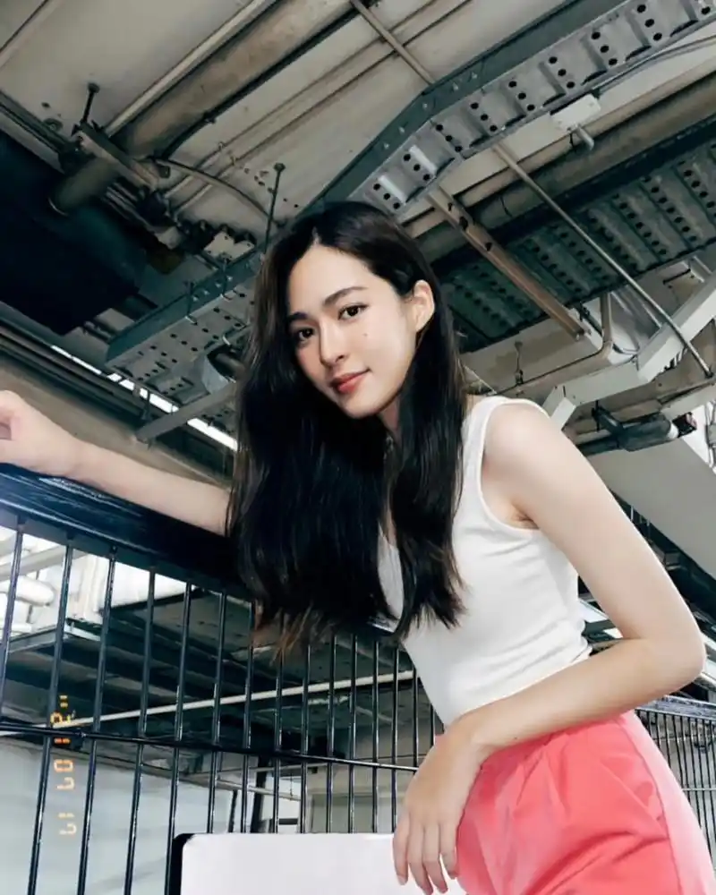 邝玲玲 sirilak kwong,中国香港演员,是一名中泰混血儿,精通泰语,粤语