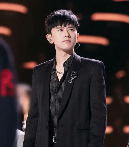 (jason zhang),1982年12月20日出生于四川省成都市,中国流行男歌手