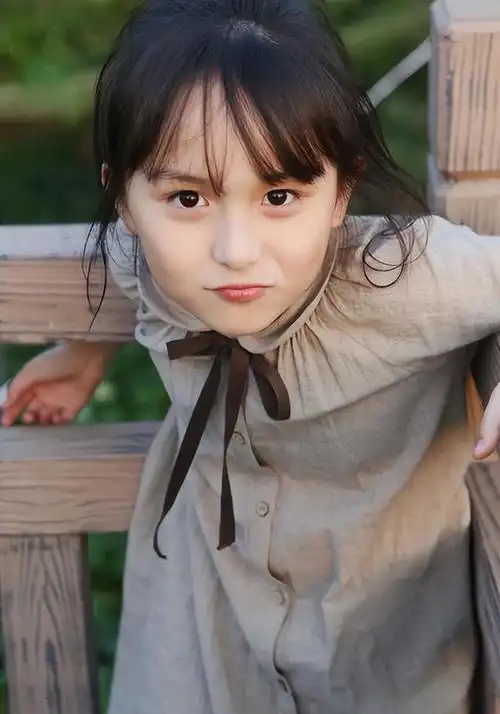 刘楚恬:2岁出道年入百万,6岁火遍全国,如今怎么样了