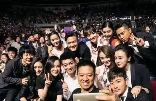 秦岚,霍思燕,李小璐,熊乃瑾,肖雨雨,杨幂,刘芸,应采儿都因为各自喜爱