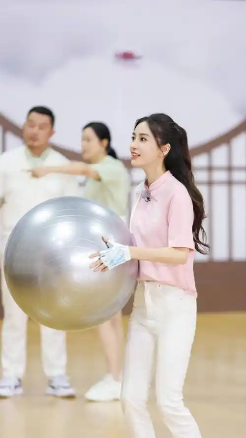 刘亦菲2020综艺_刘亦菲最好看的综艺是什么_刘亦菲的综艺节目叫什么