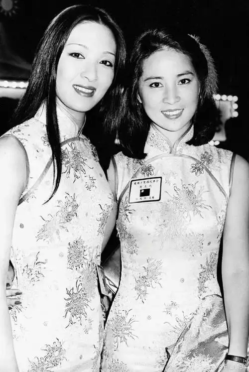 胡因梦同一个屋檐下是没有真正的美人的