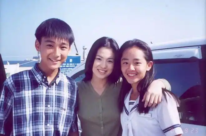 《蓝色生死恋》主演个个颜值高,但被老天爷追着喂饭的只有他1个|宋慧