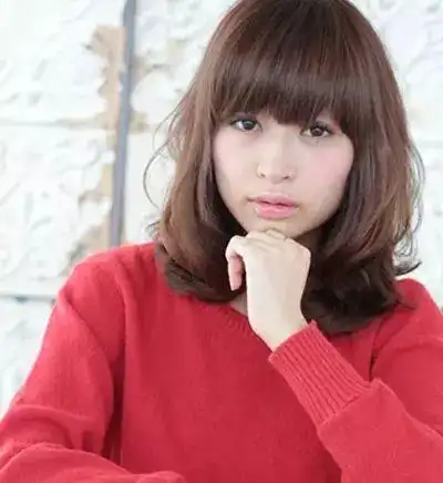 国字脸女生发型中分修颜