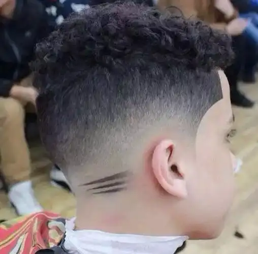 新年男宝宝剪这些发型真是太炫酷了!