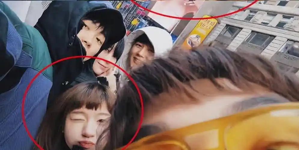 "情商代表"吴磊:一句话化解热巴年龄焦虑,凭实力带姐姐暴富_吴悦_弟弟