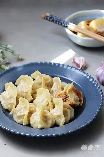猪肉白萝卜蒸饺的家常做法】美食杰菜谱做法大全