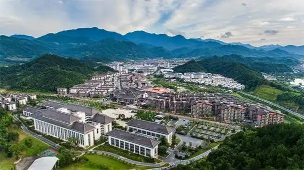 风景独好旅游名镇村宜春明月山温泉风景名胜区温汤镇