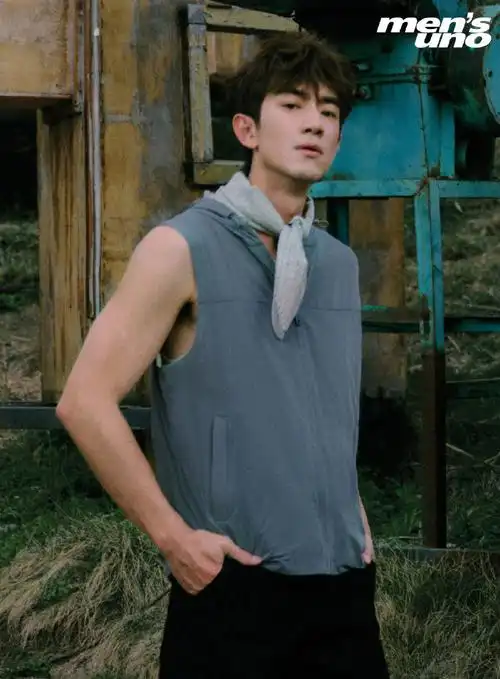 林更新风度四月刊封面##林更新荒野乐园大片