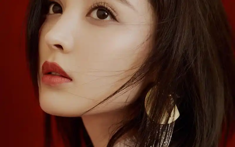 图集分享一组大明星古力娜扎的高清壁纸欢迎收藏