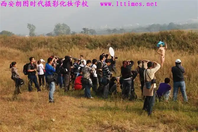 "朗图时代"摄影公益大讲堂16,17日人体外拍