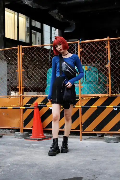 初秋的日本街头潮人这么穿