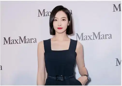 2020年女性流行短直发样式,25至40岁都能get,款式多样不过时_女生