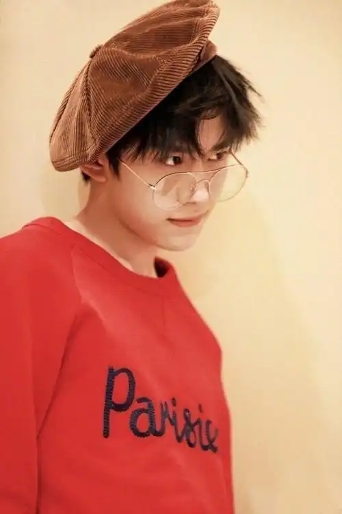 易烊千玺贝雷帽合集 不愧是站在时尚尖端的男人