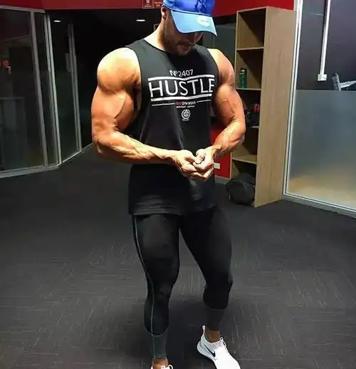 最适合肌肉男的健身穿搭让你帅的掉渣