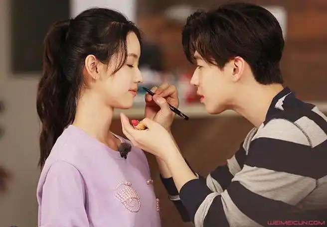 陈都灵刘宪华什么关系 大华和陈都灵在一起了恋爱了?