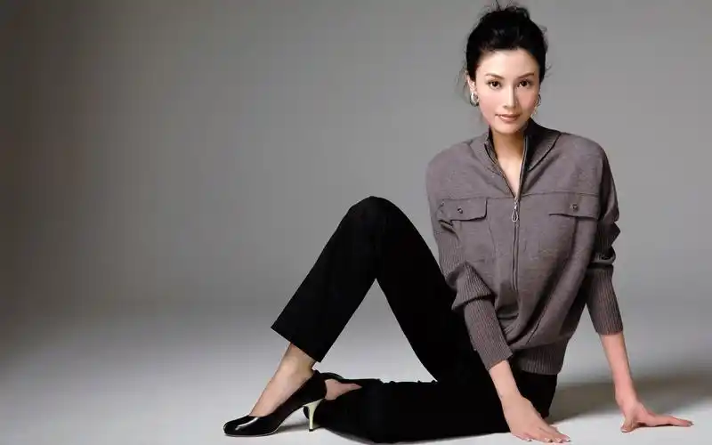 美女明星李嘉欣