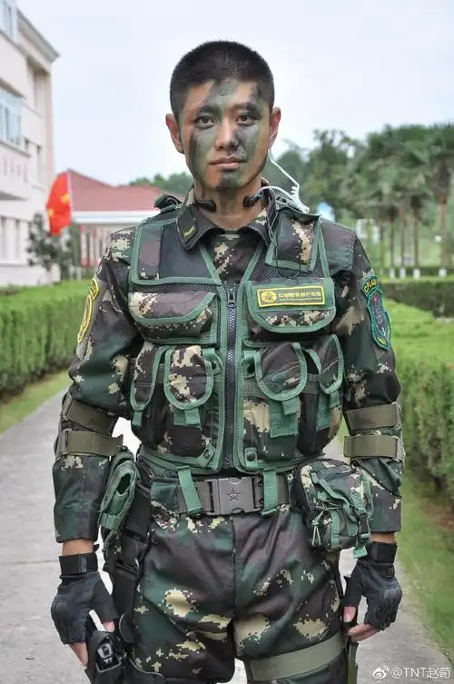 赵荀现在生活状况如何能走路了吗他拍戏坠楼是怎么回事